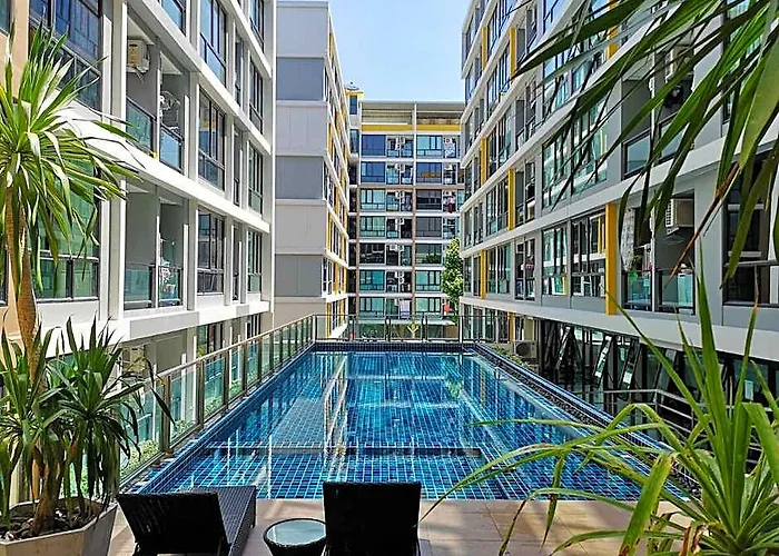 Holiday home New W Pool And Gym Near Fashion Island Mall Bangkok