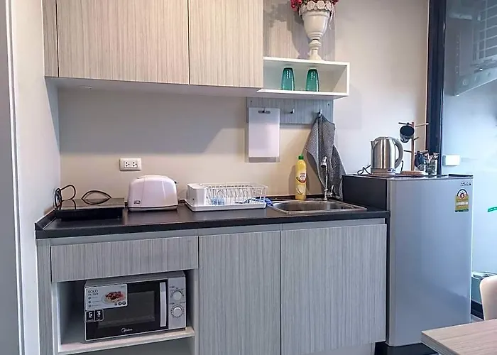 Holiday home New W Pool And Gym Near Fashion Island Mall