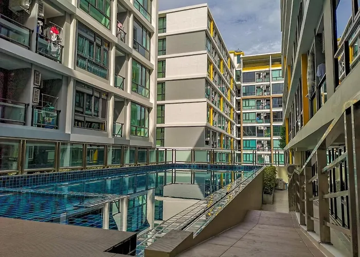 Holiday home New W Pool And Gym Near Fashion Island Mall *